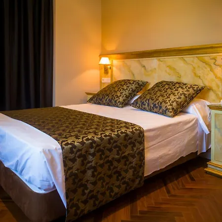 Soho Boutique 4*